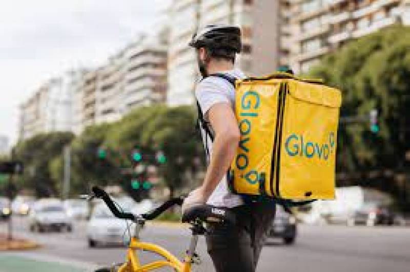 Technoretail - Glovo si rafforza nel Sud Italia grazie all'acquisizione di Socialfood 