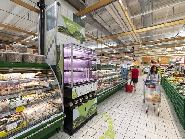 Technoretail - Installate le Grow Unit di Cefla Shopfitting per i superfood negli ipermercati Conad di Rimini e Forlì 