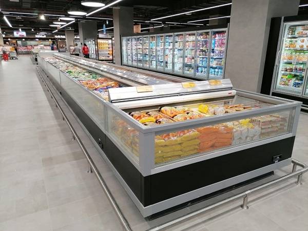 Technoretail - I mobili refrigerati Arneg installati presso il più grande ipermercato di Dubai 