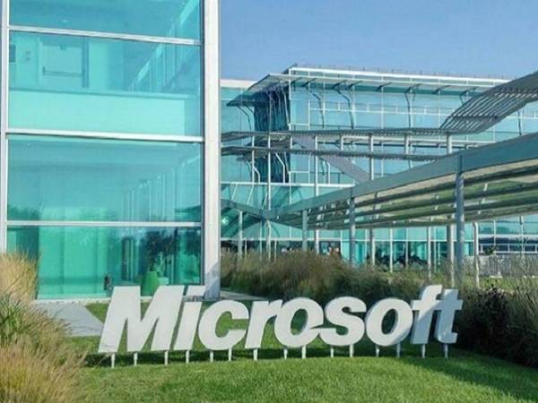 Technoretail - Microsoft collabora con Vodafone per la sicurezza delle PMI italiane 