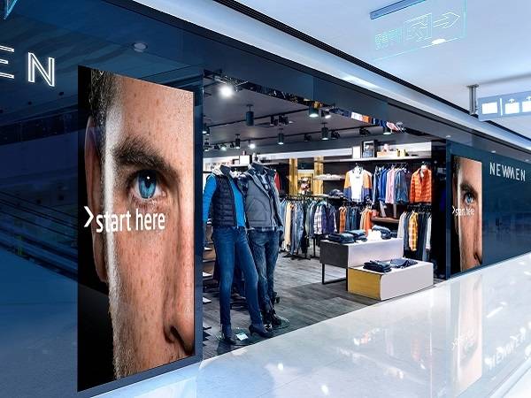 Technoretail - NEC introduce una nuova range di tecnologie digital signage per il retail 