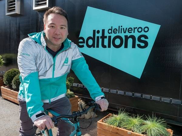 Technoretail - Deliveroo farà diventare azionisti i suoi dipendenti 