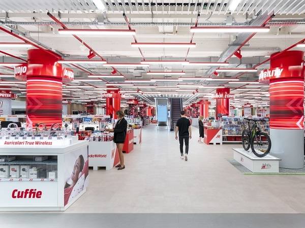 Technoretail - A Milano, inaugurato da MediaWorld il primo Tech Village al mondo 