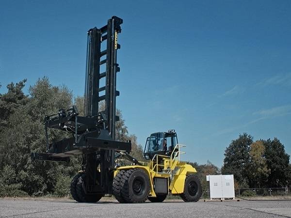 Technoretail - Presentate da Hyster nuove soluzioni green basate sulla tecnologia agli ioni di litio 