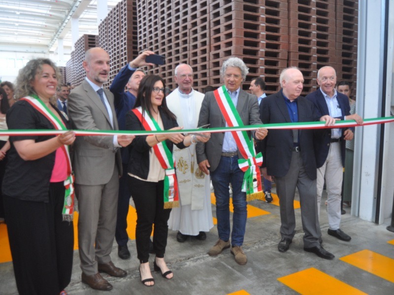 Technoretail - Inaugurato a Gallo (FE) il nuovo stabilimento Newpal 