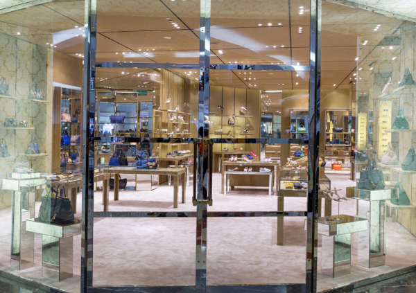 Technoretail - MitRetail: un modello integrato e scalabile per allestimenti in-store Technoretail - MitRetail: un modello integrato e scalabile per allestimenti in-store