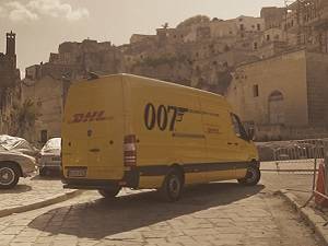 Technoretail - DHL scelta come Official Logistics Partner del nuovo film di James Bond 