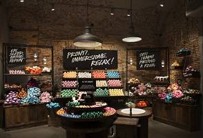 Technoretail - Lush introduce i nuovi servizi Order and Collect e Bike Delivery 