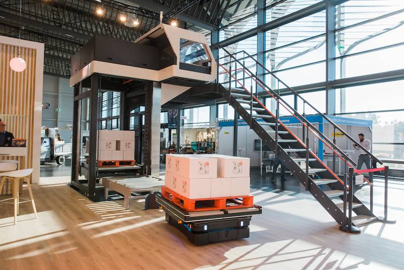 Technoretail - Alleanza tra Mobile Industrial Robots e CSi palletising per l'automazione della logistica nelle strutture FMCG 