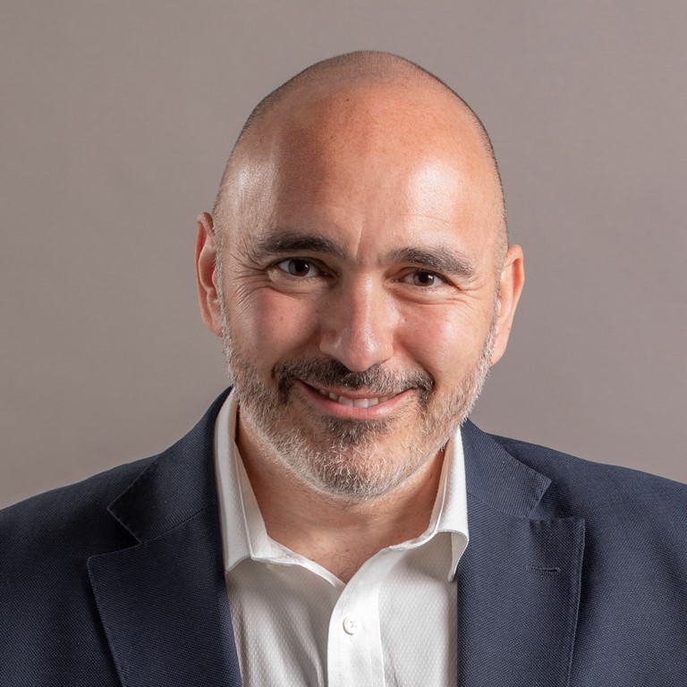 Technoretail - Vicente Chiralt nuovo Vice President Marketing EMEA di Vertiv 