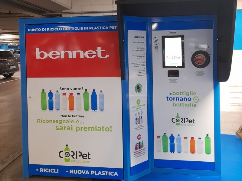 Technoretail - Grande successo per gli ecocompattatori nei punti vendita Bennet 