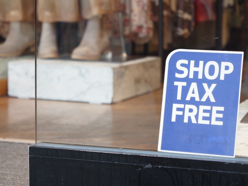 Technoretail - Stamp lancia la soluzione digitale per lo shopping tax-free 