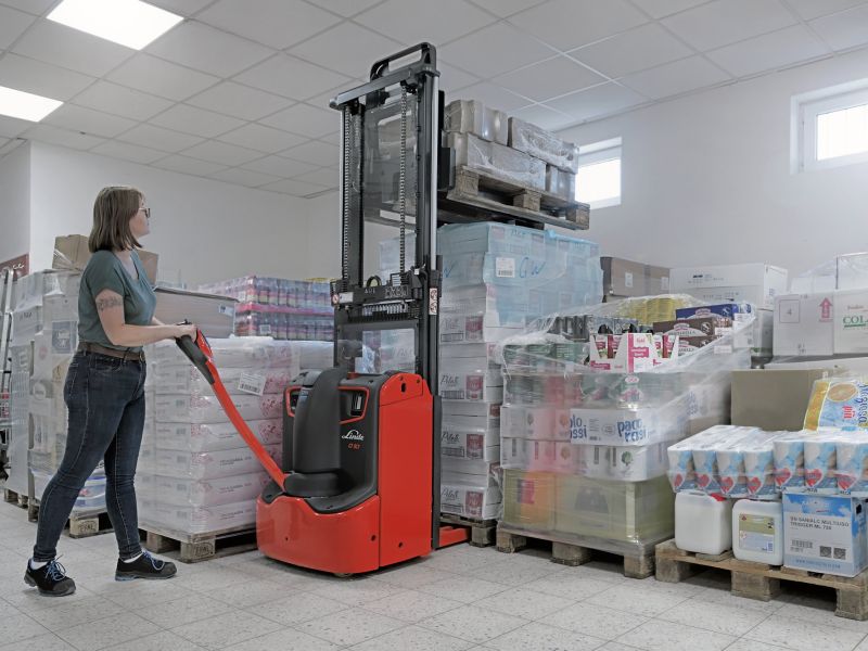 Technoretail - Linde MH lancia nuovi stoccatori e transpallet per spazi ridotti 