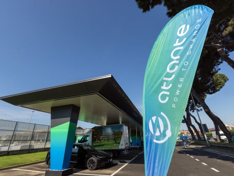 Technoretail - SogeMi: nuova stazione di ricarica elettrica ultra-fast di Atlante 