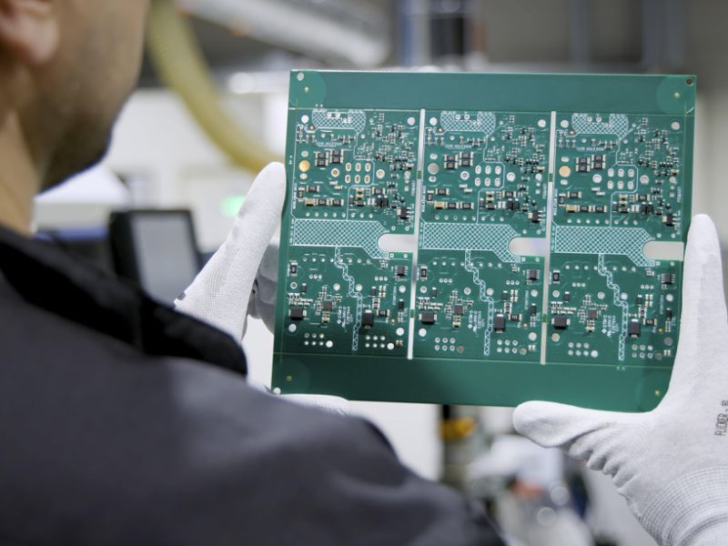 Technoretail - Kemptron Oy si affida alle soluzioni automatizzate di Panasonic 