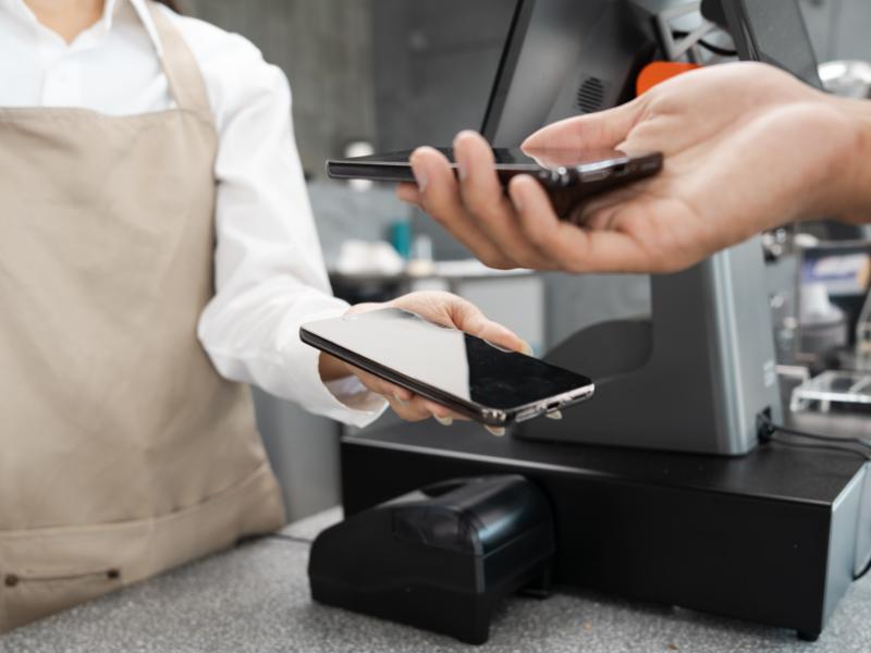 Technoretail - SHOPPING EXPERIENCE 