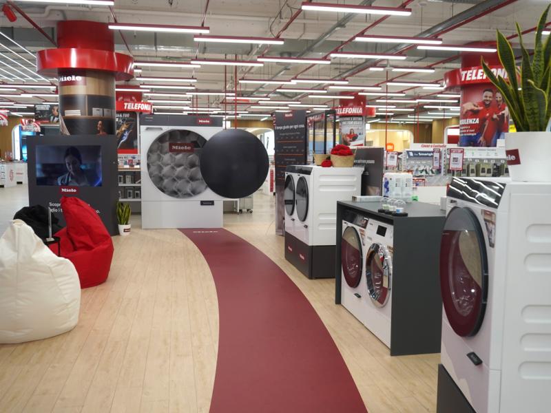 Technoretail - SHOPPING EXPERIENCE 