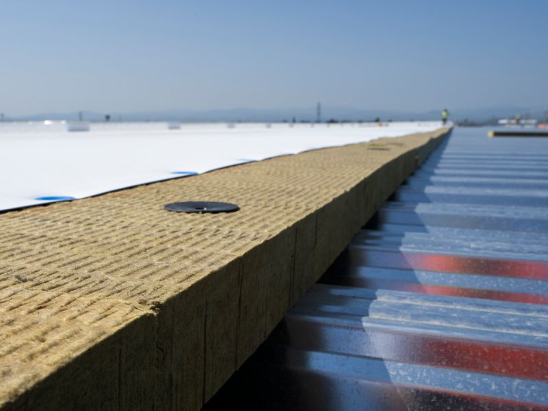 Technoretail - Rockwool nella riqualificazione energetica del Piacenza Logistics Hub  Technoretail - Rockwool nella riqualificazione energetica del Piacenza Logistics Hub