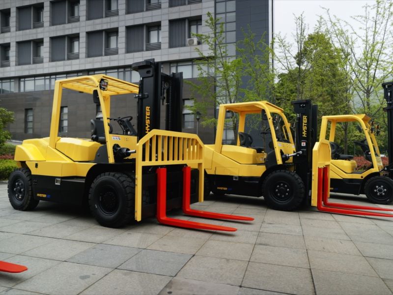Technoretail - Hyster lancia carrelli elevatori elettrici a ioni di litio fino a 7 t 