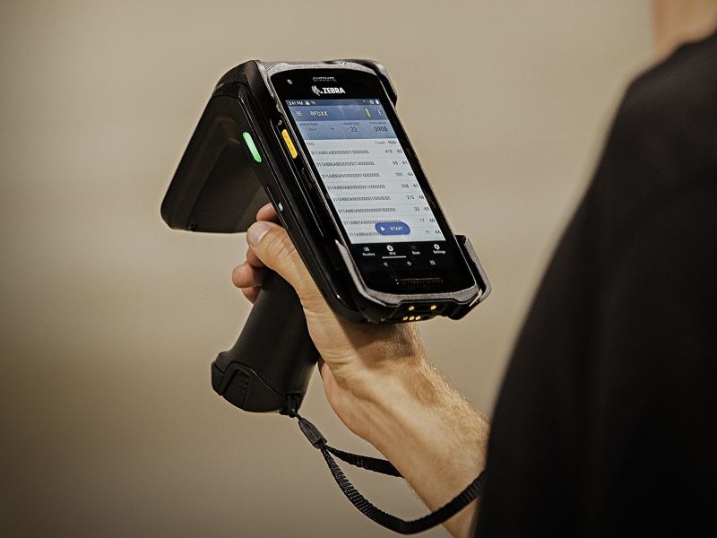 Technoretail - Boggi Milano: precisione inventariale del 99% con l&rsquo;Rfid di Zebra 