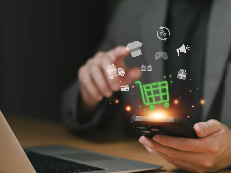 Technoretail - Visa velocizza il checkout online con Click to Pay su carte Revolut 