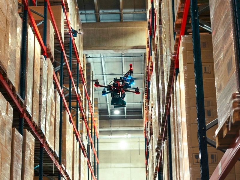 Gruber Logistics ottimizza l'inventario del suo hub di Pavia con i droni HoverSpect