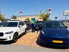 Powy e Igd Siiq: nuove stazioni di ricarica nei centri commerciali