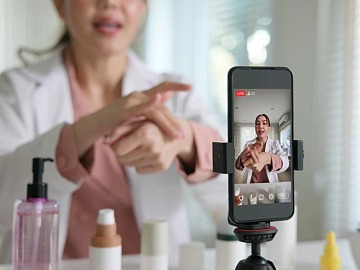 Technoretail - SumUp: gli italiani non rinunciano al &ldquo;revenge spending&rdquo; 