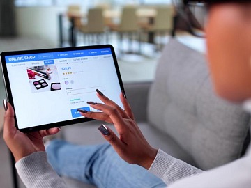 Netcomm: 25 milioni di italiani acquistano prodotti fashion & beauty sia online sia offline